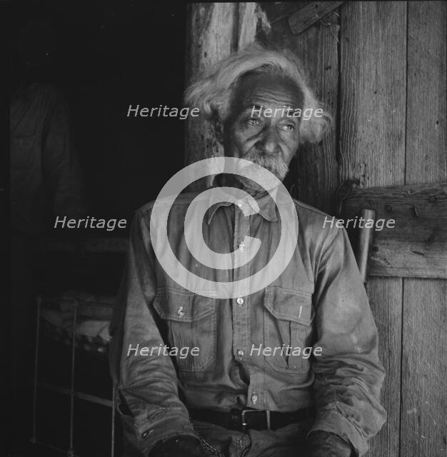 Bob Lemmons, Carrizo Springs, Texas. Born a slave about 1850, south of San Antonio, 1936. Creator: Dorothea Lange.