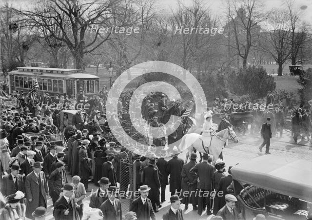 Woman Suffrage - Hikers Arriving from New York, 1913. Creator: Harris & Ewing.