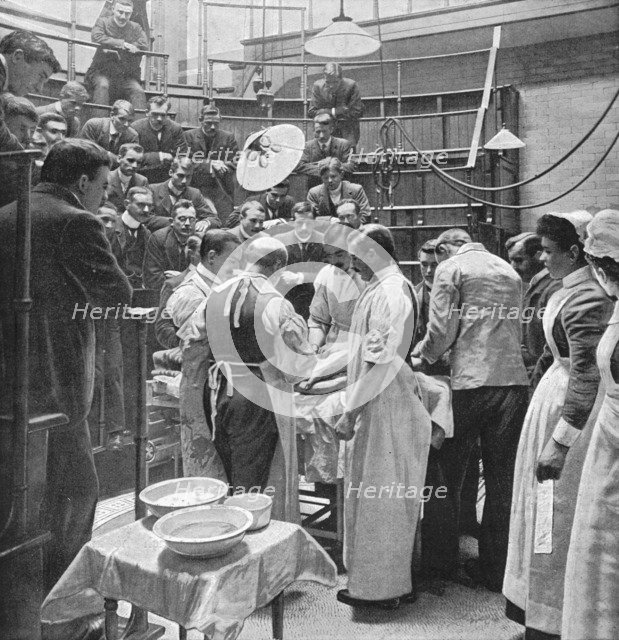 An operation at Charing Cross Hospital, London, 1901 (1903). Artist: Time Life Pictures.