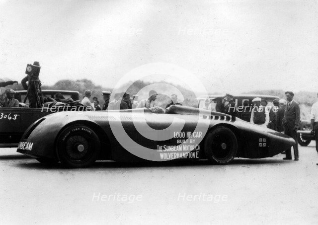 Sunbeam 1000hp World Land speed record attempt at Daytona 1927 Artist: Unknown.