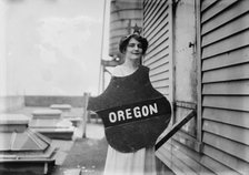 Margaret Howe [Oregon], 1913. Creator: Bain News Service.