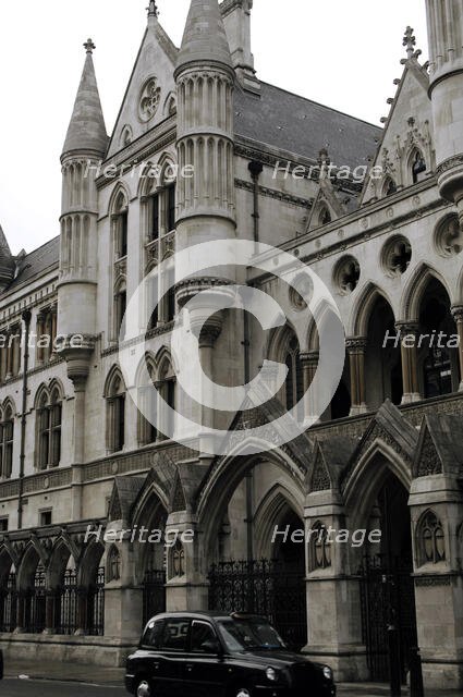The Royal Courts of Justice (Law Courts), London, England, 2008.  Creator: LTL.