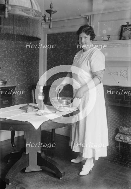 Olive Kline, between c1915 and c1920. Creator: Bain News Service.