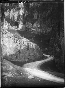 Cheddar Gorge, Cliff Road, Cheddar, Sedgemoor, Somerset, 1907. Creator: Katherine Jean Macfee.