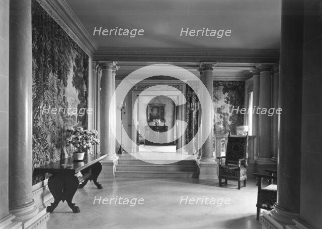 Mrs. Edwin Gould, residence at 936 5th Ave., New York City, 1942. Creator: Gottscho-Schleisner, Inc.