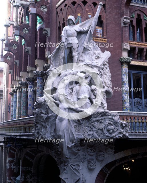 Detail of the exterior of the Palau de la Música Catalana (1905-1908), with the Sculpture group '…