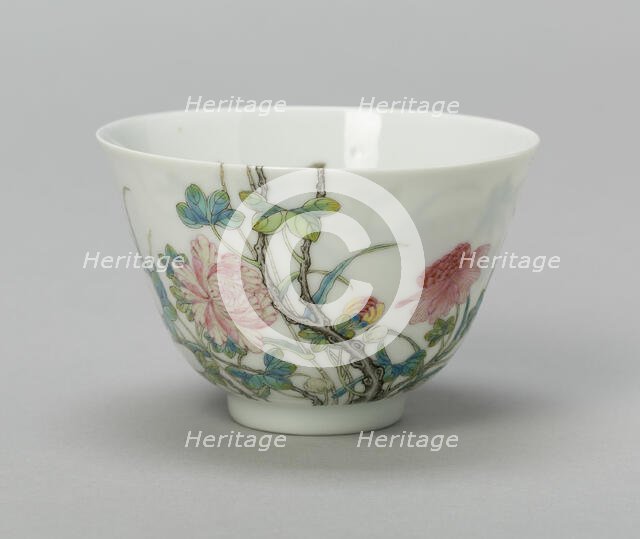 Teabowl with Mufurong (Hibiscus) and Dragonfly, Qing dynasty, Yongzheng reign (1723-1735). Creator: Unknown.
