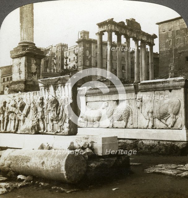 Bas reliefs of Trajan and Column of Phocas in the Forum, Rome, Italy.Artist: Underwood & Underwood