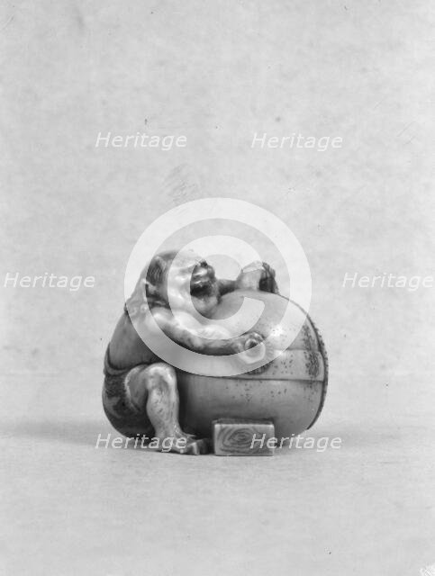 Art object that belonged to Arnold Genthe, between 1896 and 1942. Creator: Arnold Genthe.