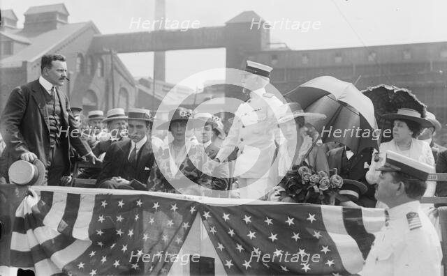 V. Astor, Com. F.P. Forshew, Mrs. Astor, between c1915 and c1920. Creator: Bain News Service.