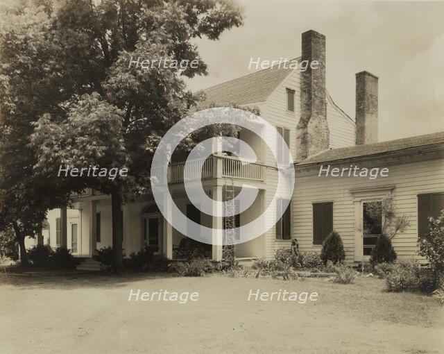 Mount Repose, Natchez, Adams County, Mississippi, 1938. Creator: Frances Benjamin Johnston.