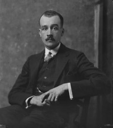 Mr. L. Kane, portrait photograph, 1919 May 3. Creator: Arnold Genthe.