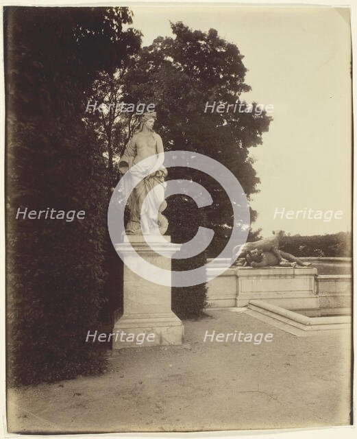 Versailles, L'Eau par Legras, 1901. Creator: Eugene Atget.