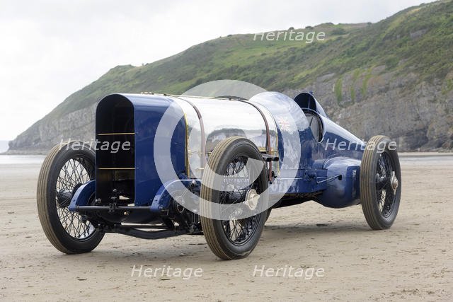 1925 Sunbeam 350 hp driven by Don Wales at Pendine Sands 2015. Creator: Unknown.