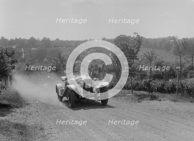 Vauxhall 30/98 of G Warburton, BOC Hill Climb, Chalfont St Peter, Buckinghamshire, 1932. Artist: Bill Brunell.