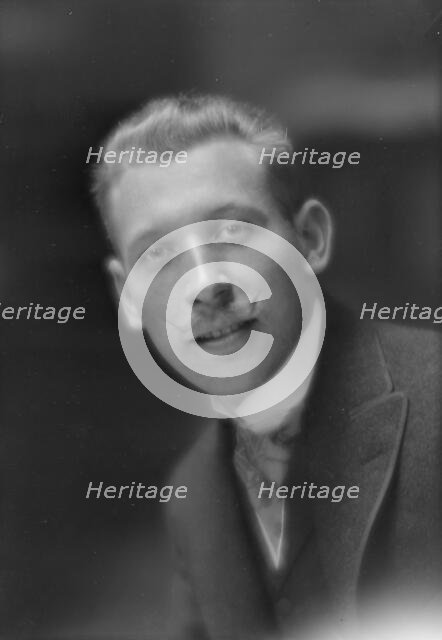 Williamson, J.M., Mr., portrait photograph, 1915 Oct. 25. Creator: Arnold Genthe.