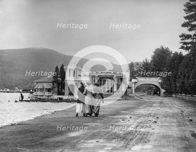 The Shore Road and casino, Fort William Henry Hotel, between 1910 and 1920. Creator: Unknown.