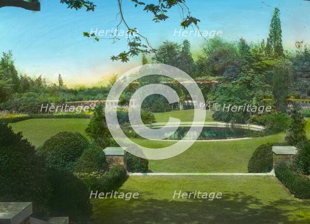 "Welwyn," Harold Irving Pratt house, 100 Crescent Beach Road, Glen Cove, New York, c1918. Creator: Frances Benjamin Johnston.