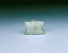 Single white jade astragal, Liao or Jin dynasty, China, 10th-13th century. Artist: Unknown