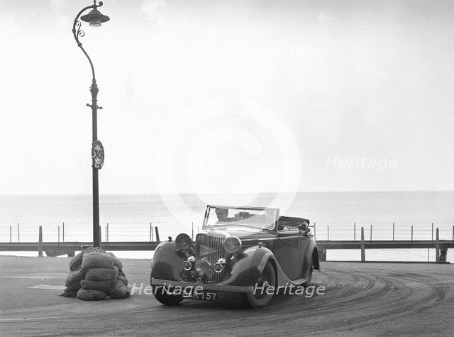 Jaguar SS of RM Proctor at the RAC Rally, Brighton, Sussex, 1939. Artist: Bill Brunell.