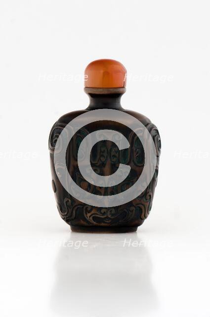 Snuff bottle with stopper, 18th century. Creator: Unknown.