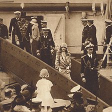'Home Again - The Duke and Duchess landing at Portsmouth June 27, 1927', 1937. Artist: Unknown.