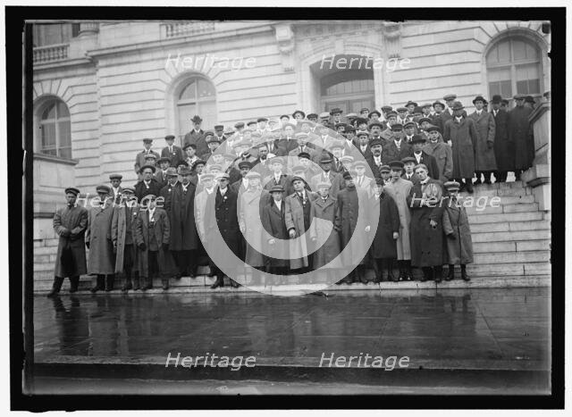 Corn growers on steps of House office building; Stafford of Wisconsin..., between 1910 and 1917. Creator: Harris & Ewing.