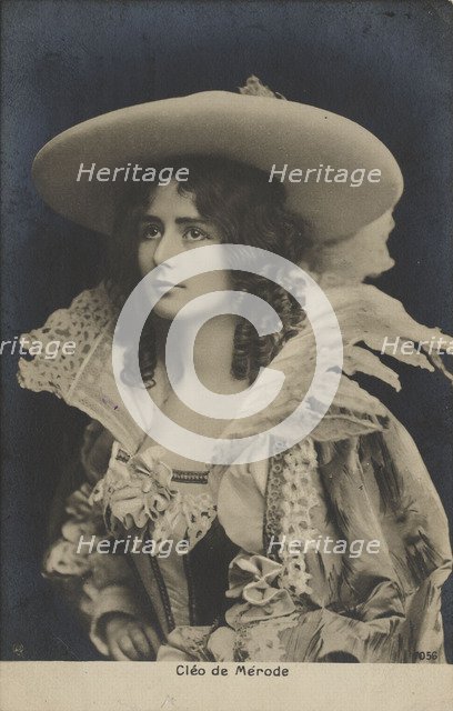 Cléo de Mérode, c. 1902.