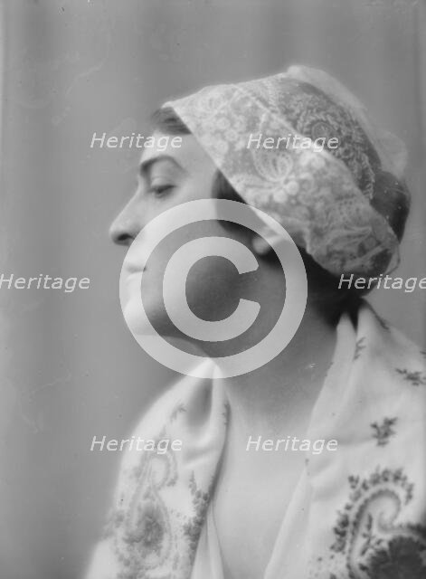 Friend of Dulcie Moore, portrait photograph, 1918 Sept. 7. Creator: Arnold Genthe.