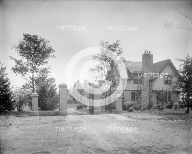 Edward C. Walker residence, gate & lodge, Walkerville, Ont., between 1906 and 1915. Creator: Unknown.