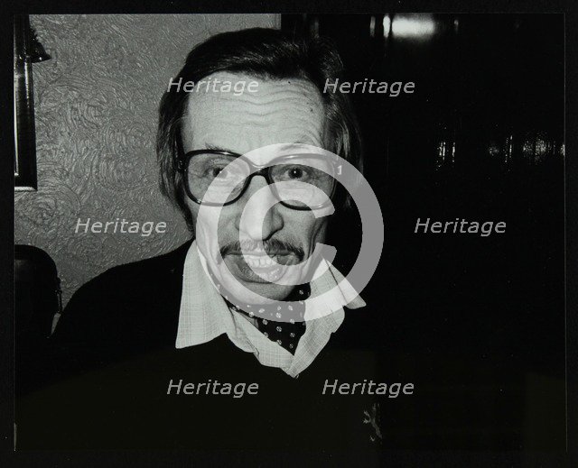 Tom Burnham at The Bell, Codicote, Hertfordshire, December 1986. Artist: Denis Williams