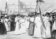 Suffragettes on the Euston Road procession carrying banners to Women's Sunday, London, 1908. Artist: Unknown