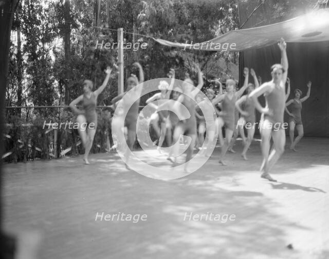Ruth St. Denis dancers, between 1910 and 1935. Creator: Arnold Genthe.