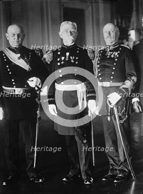 Heyl, Charles Heath, Maj. Gen., U.S.A., Left; Humphrey, Charles Frederic, State Chairman..., 1912. Creator: Harris & Ewing.