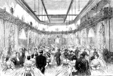 International entertainment at the Guildhall: the ball in the temporary saloon..., 1862. Creator: Unknown.