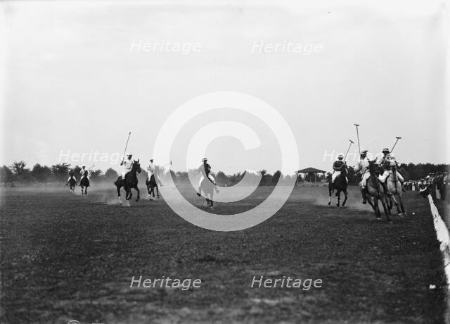 Polo - Army Polo, 1913. Creator: Harris & Ewing.