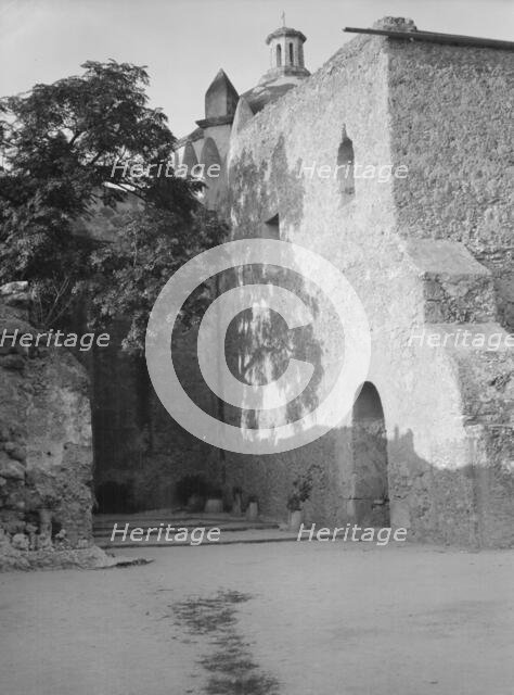 Travel views of the American Southwest, between 1899 and 1928. Creator: Arnold Genthe.
