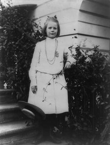 Ethel Roosevelt, c1902 June 17. Creator: Frances Benjamin Johnston.