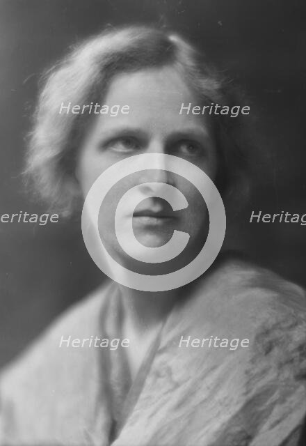 Unidentified woman, possibly Mrs. Augustin Duncan or Mrs. A.G. Motley, portrait photograph, 1915. Creator: Arnold Genthe.