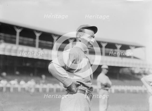 Frank Chance, Chicago, NL (baseball), 1910. Creator: Bain News Service.
