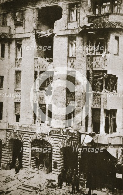 Damage to the offices of the socialist newspaper 'Vorwarts', Berlin, Germany, 1919. Artist: Unknown
