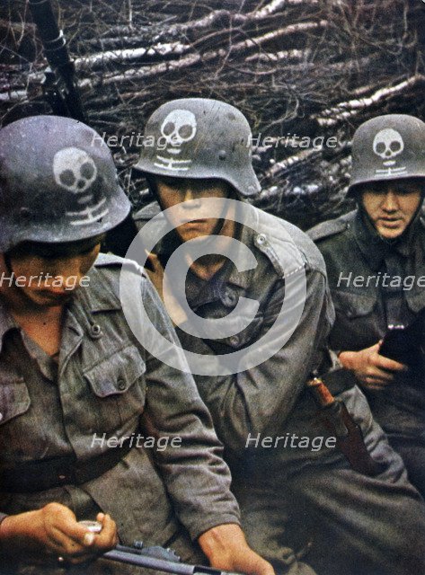 Finnish soldiers from an infantry regiment, 1943. Artist: Unknown