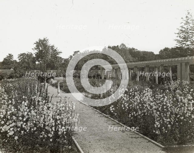 "Lake Terrace," John Stoughton Newberry, Jr., house, 99 Lake Shore Drive, Grosse Pointe Farms, 1917. Creator: Frances Benjamin Johnston.