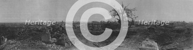 'En terre reconquise; Dompierre broye par nos projectiles: l'ennemi y avait multiplie..., 1916 (1924 Creator: Unknown.