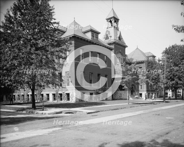 East Saginaw high school, Saginaw, Mich., between 1900 and 1910. Creator: Unknown.