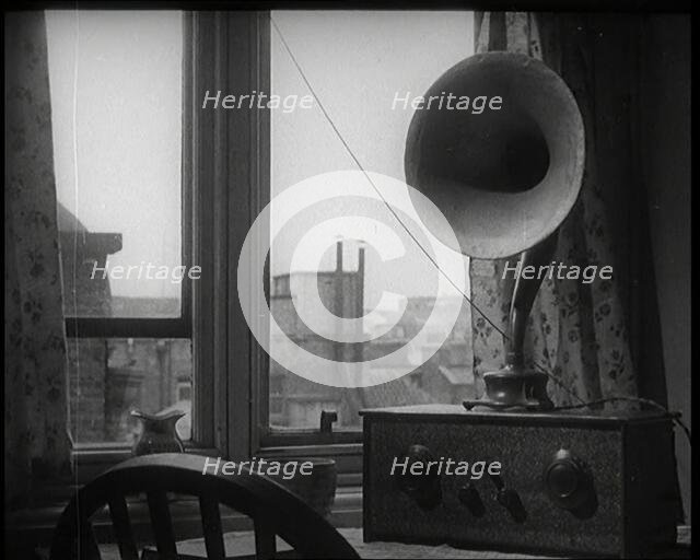 A Wireless on a Table Inside a Home, 1926. Creator: British Pathe Ltd.
