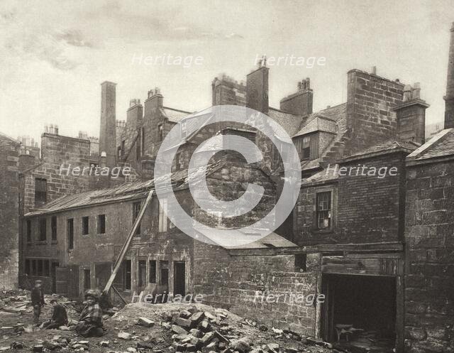 Back Wynd From Trongate (#47), Printed 1900. Creator: Thomas Annan.