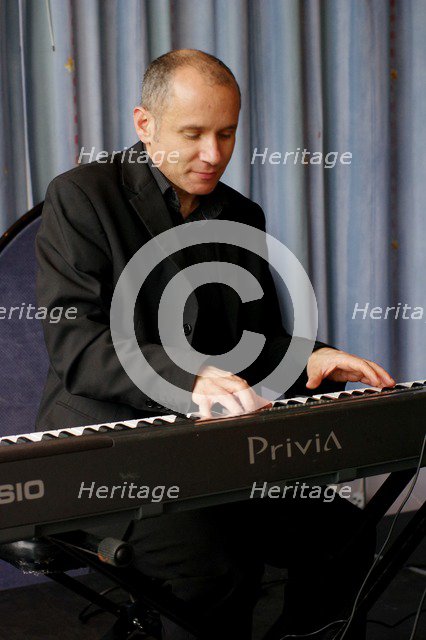 Roger Lewin, Hawth, Crawley, West Sussex, Jan 2016. Artist: Brian O'Connor.