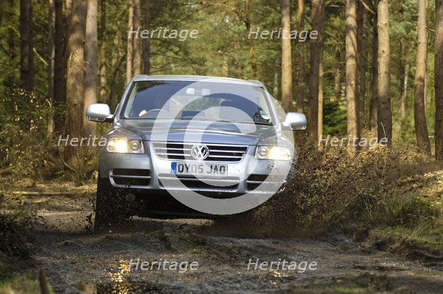 2005 VW Tovareg Tdi V6 Artist: Unknown.