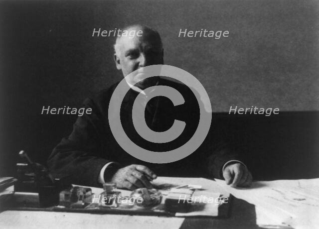 White House employee, between 1889 and 1906. Creator: Frances Benjamin Johnston.